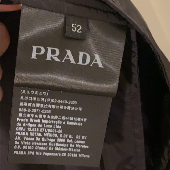 Pravda Men’s Black W/ Blue Strip Nylon Jacket - Picture 5 of 5